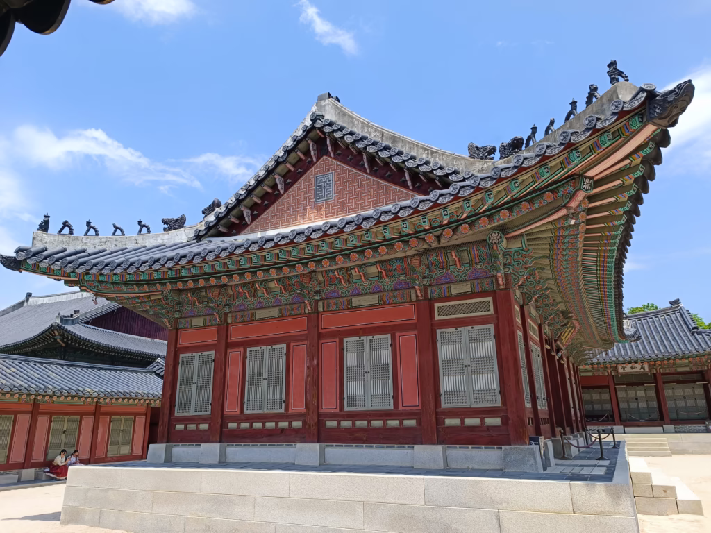 Gyeongbokgung Paleis in Seoul, Zuid-Korea, met traditionele architectuur